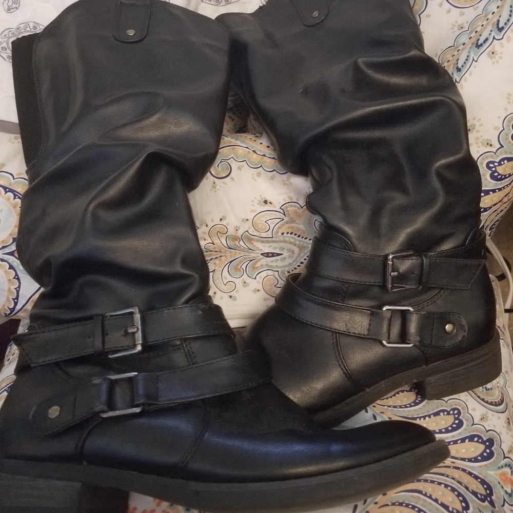 Black Boots
